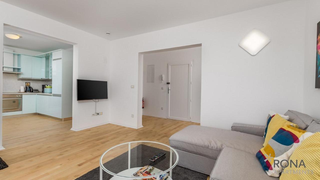 Rona Spacious Apartment With A Panoramic View อิตชิชี ภายนอก รูปภาพ