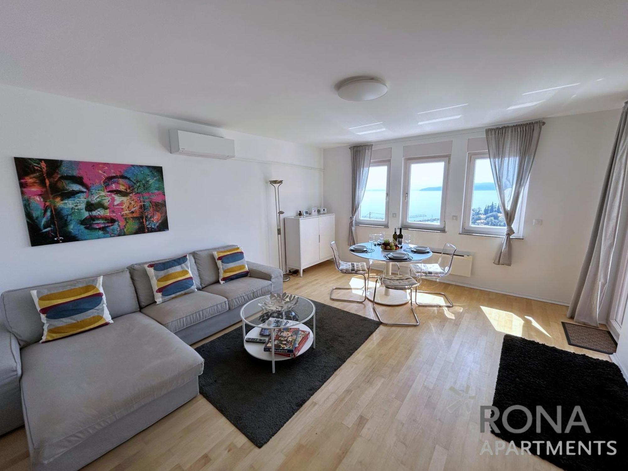 Rona Spacious Apartment With A Panoramic View อิตชิชี ภายนอก รูปภาพ