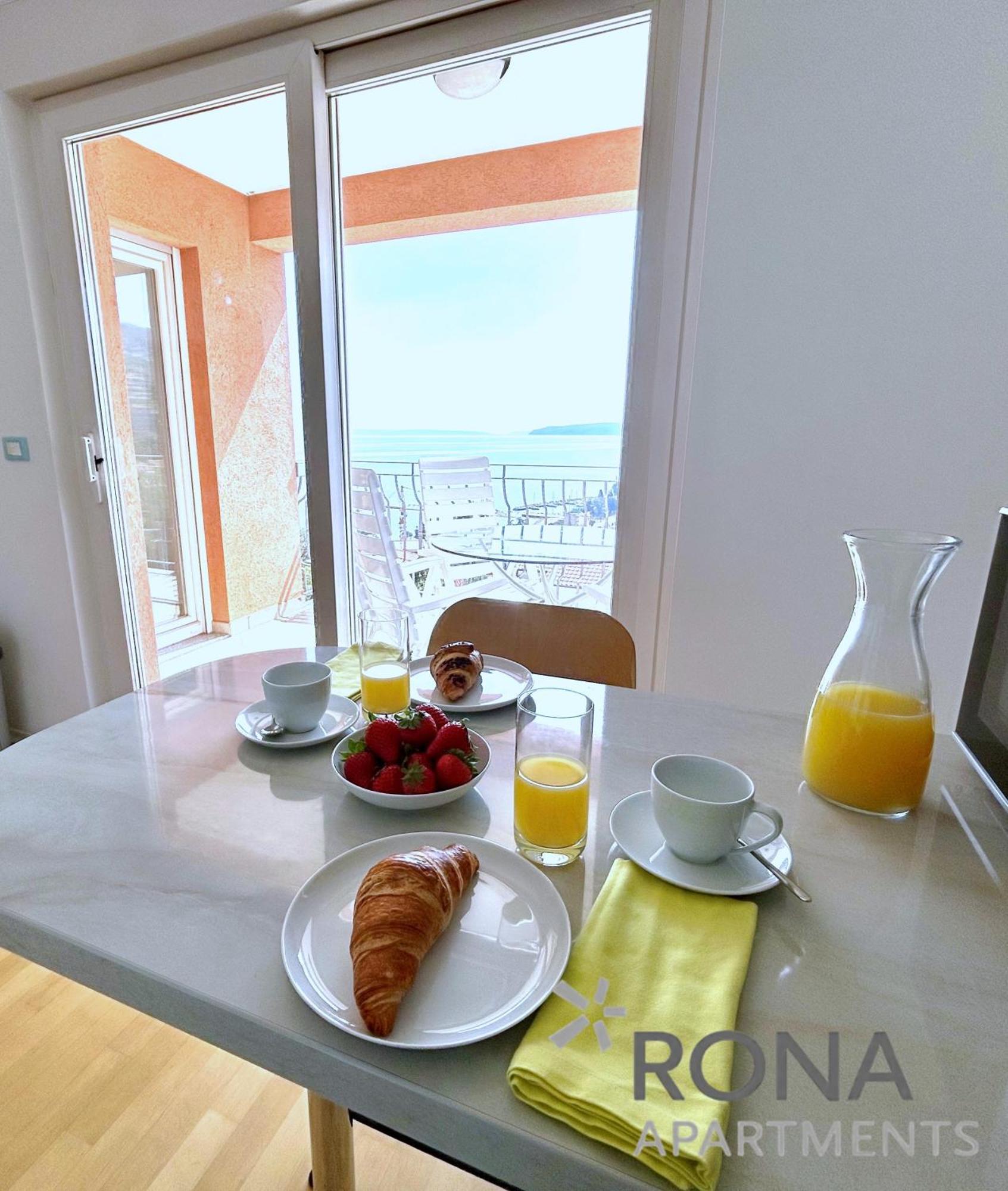 Rona Spacious Apartment With A Panoramic View อิตชิชี ภายนอก รูปภาพ